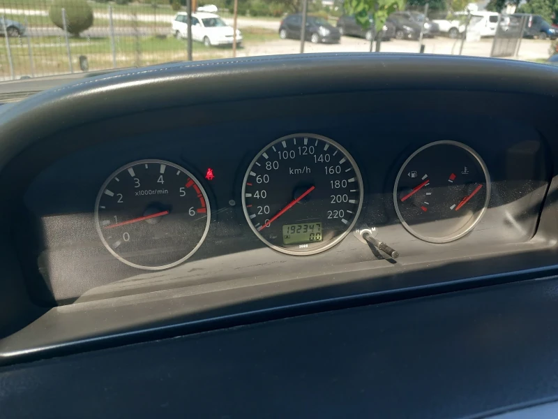 Nissan X-trail 2.2 136 кс 4х4 с верига, снимка 11 - Автомобили и джипове - 51439469