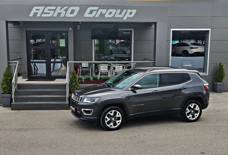 Jeep Compass LIMITED/DISTRONIC/CAMERA/LANE AS/САМОПАРКИРАНЕ/LIZ, снимка 17 - Автомобили и джипове - 52550749