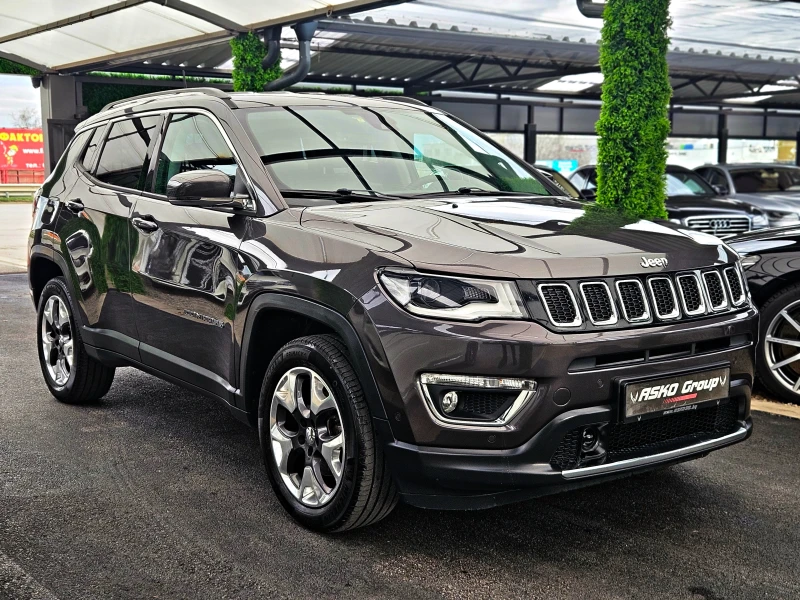 Jeep Compass LIMITED/DISTRONIC/CAMERA/LANE AS/САМОПАРКИРАНЕ/LIZ, снимка 3 - Автомобили и джипове - 52550749