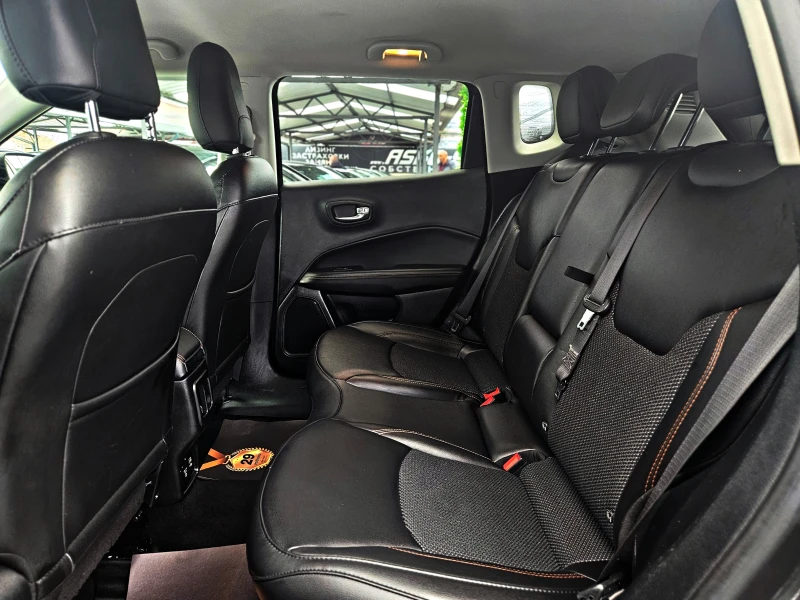Jeep Compass LIMITED/DISTRONIC/CAMERA/LANE AS/САМОПАРКИРАНЕ/LIZ, снимка 16 - Автомобили и джипове - 52550749