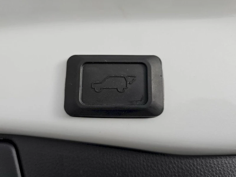 Toyota Rav4 2.5 HEV GR SPORT  4x4 | 360º камера | TOP , снимка 13 - Автомобили и джипове - 52846493