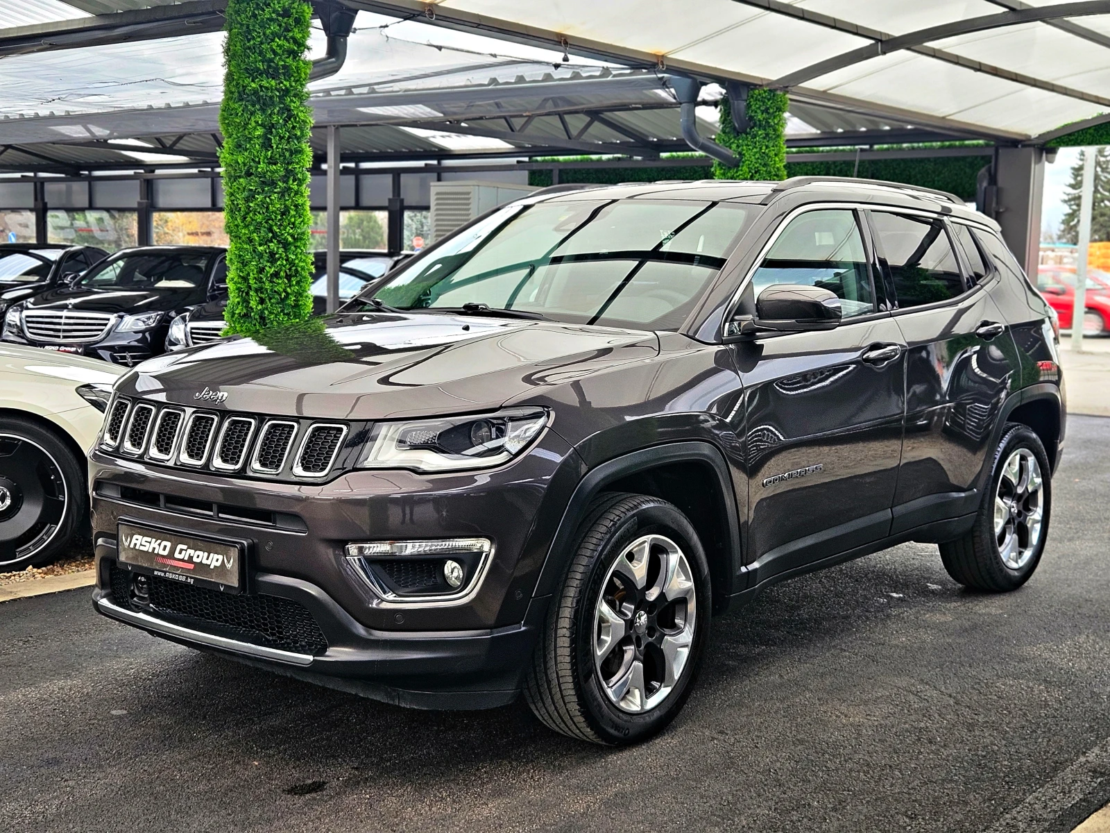 Jeep Compass LIMITED/DISTRONIC/CAMERA/LANE AS/САМОПАРКИРАНЕ/LIZ, снимка 1