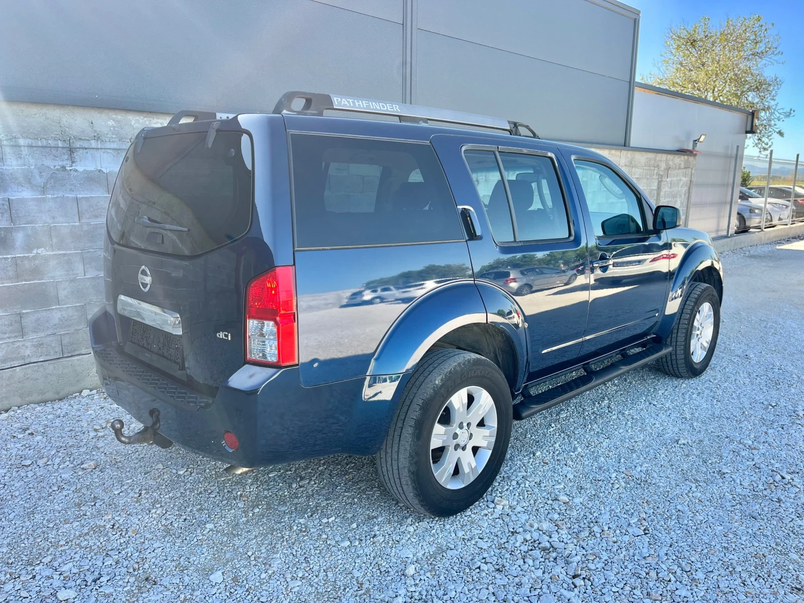 Nissan Pathfinder 2.5 TDI - изображение 5