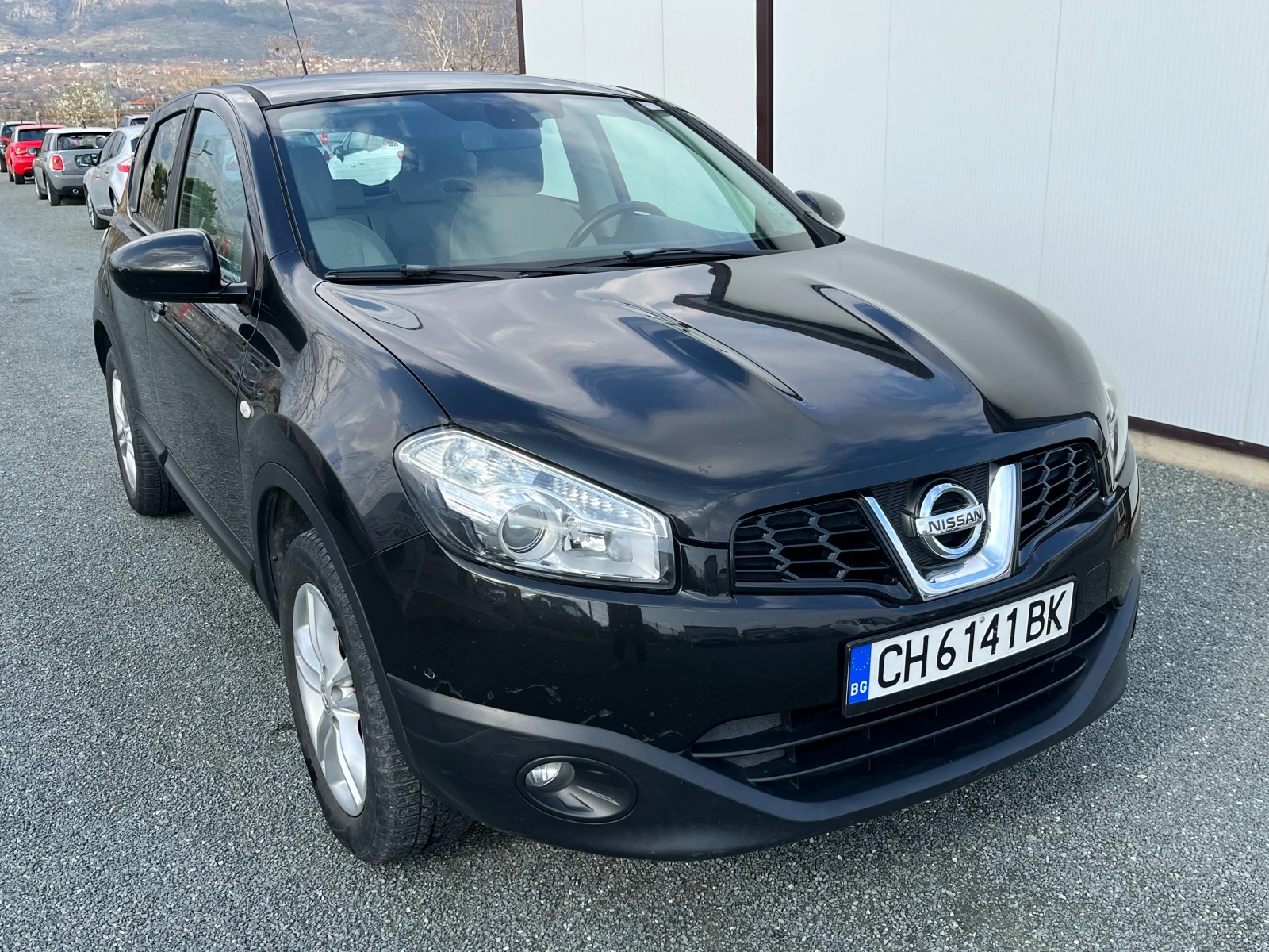 Nissan Qashqai 1.6i-Газов Инжекцион, снимка 6 - Автомобили и джипове - 54053773