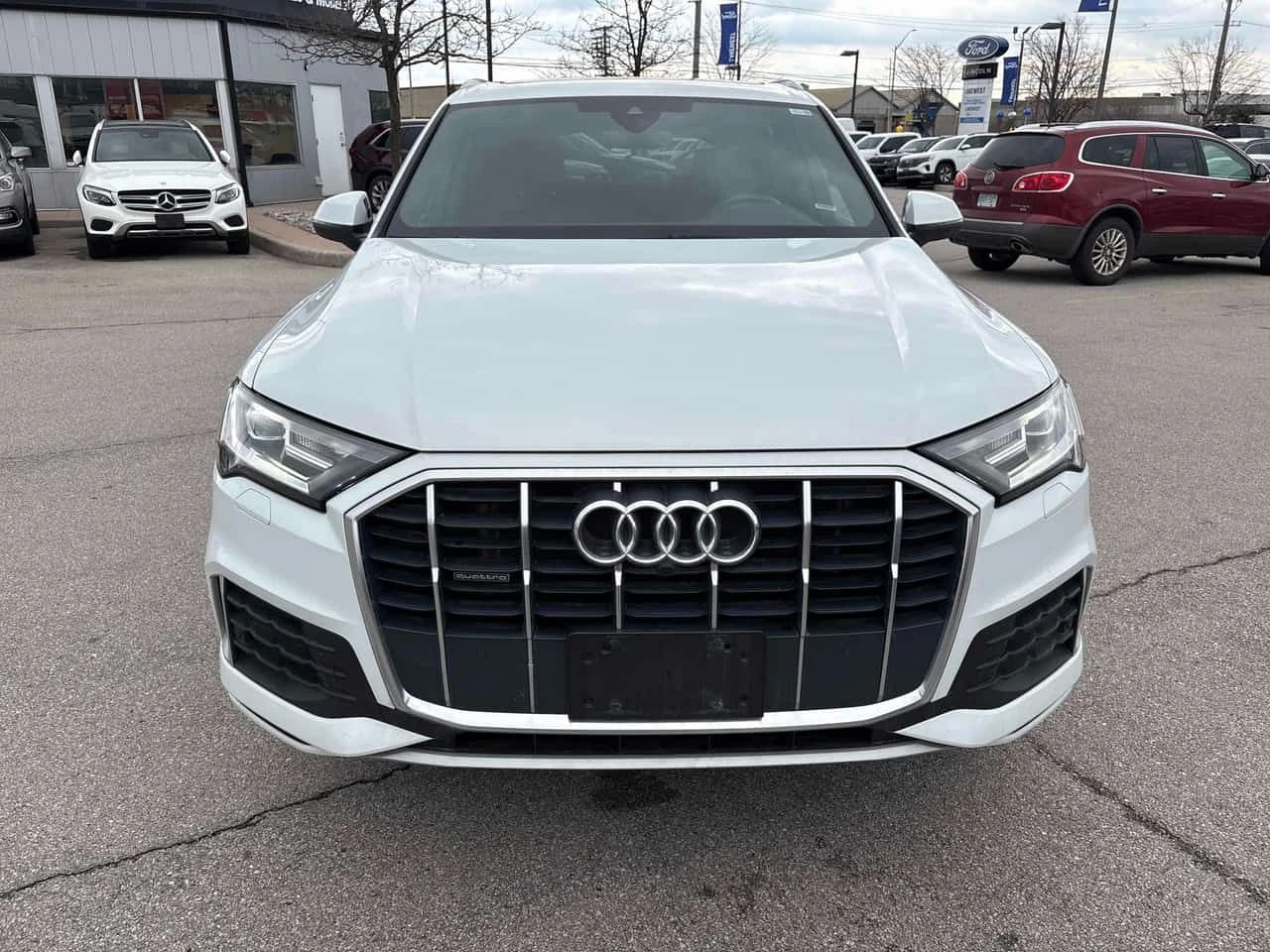 Audi Q7 * Komfort * ПОДГРЕВ* ПАНОРАМА* 7 МЕСТА* , снимка 6 - Автомобили и джипове - 54185640