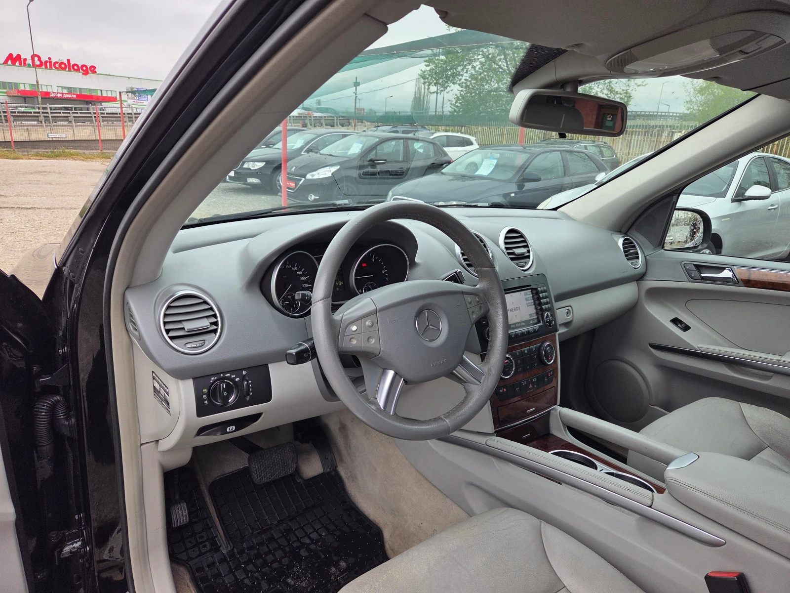 Mercedes-Benz ML 320 320 cdi/4 matic, снимка 8 - Автомобили и джипове - 54262544