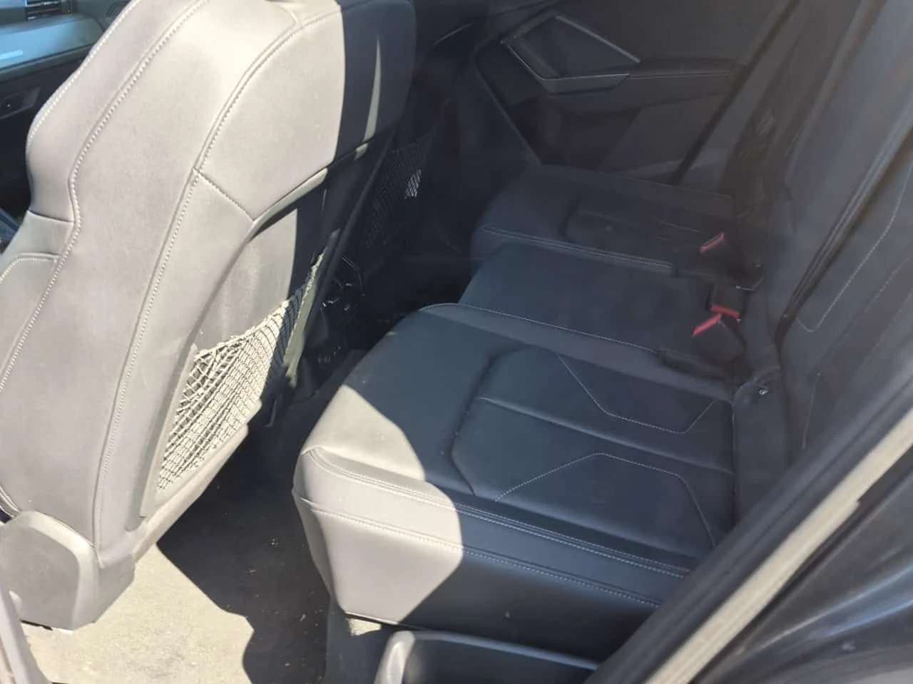 Audi Q3 TECHNIK 45TFSI| 360 КАМЕРИ| PANORAMA| 2 КЛЮЧА| , снимка 12 - Автомобили и джипове - 54317461