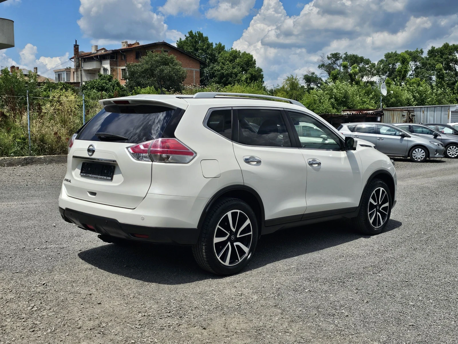 Nissan X-trail 2.0dci   177ps, снимка 4 - Автомобили и джипове - 54966026