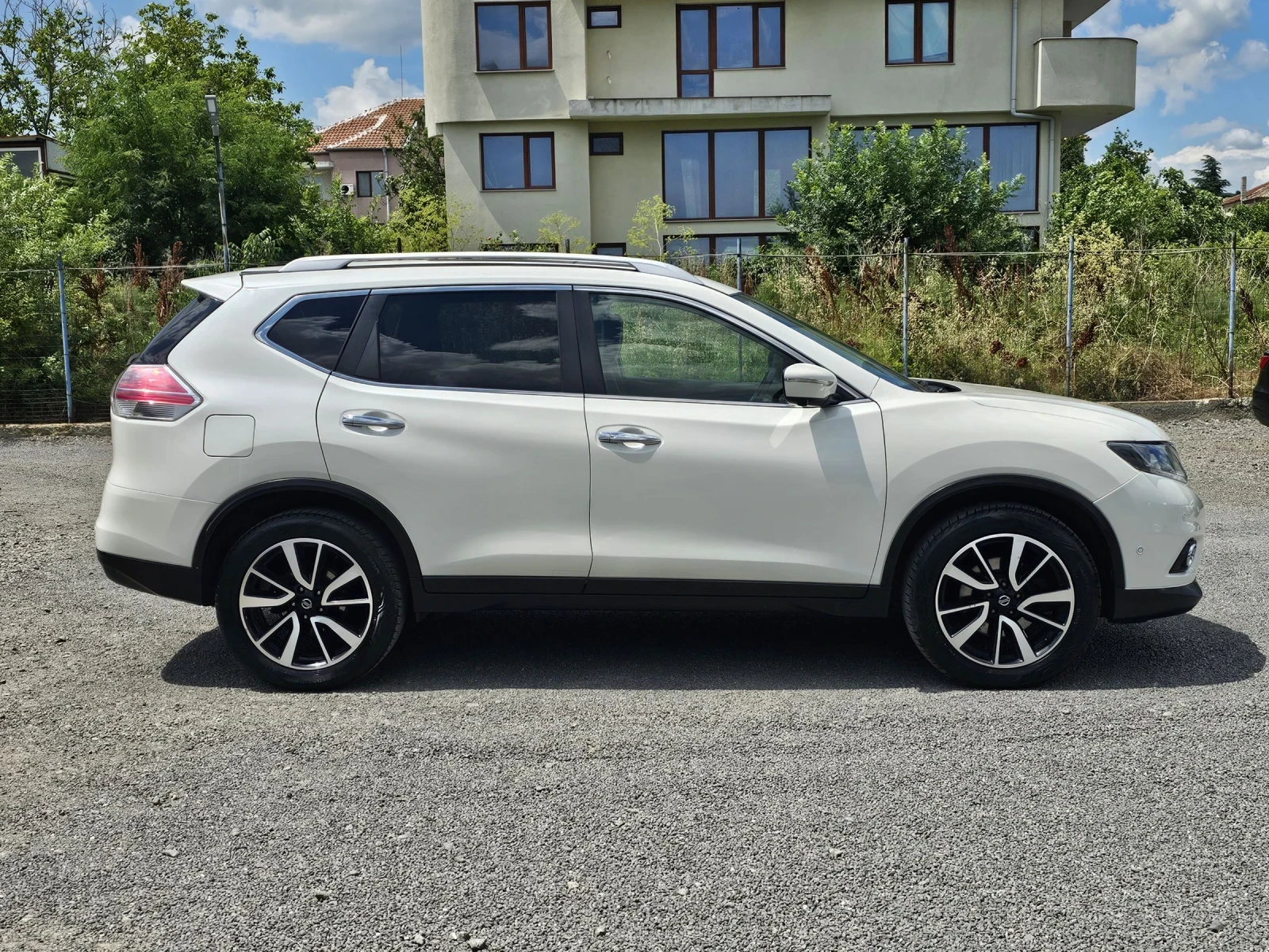 Nissan X-trail 2.0dci   177ps, снимка 3 - Автомобили и джипове - 54966026