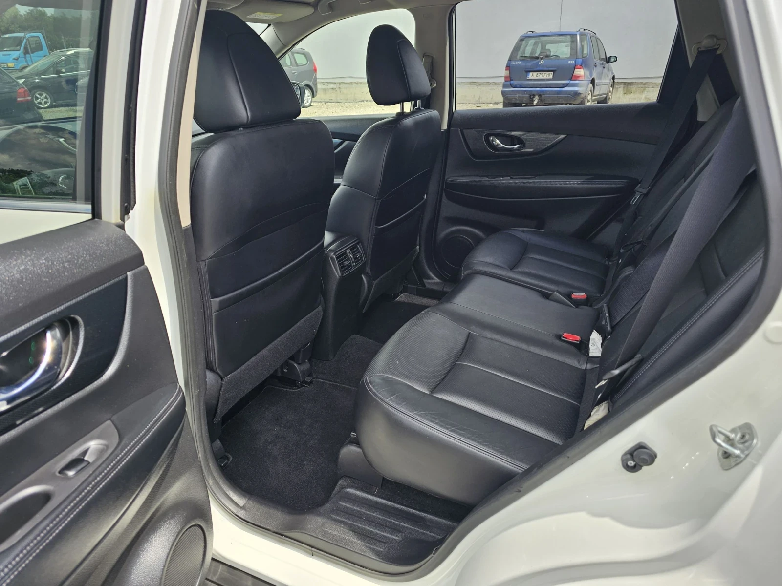 Nissan X-trail 2.0dci   177ps, снимка 8 - Автомобили и джипове - 54966026