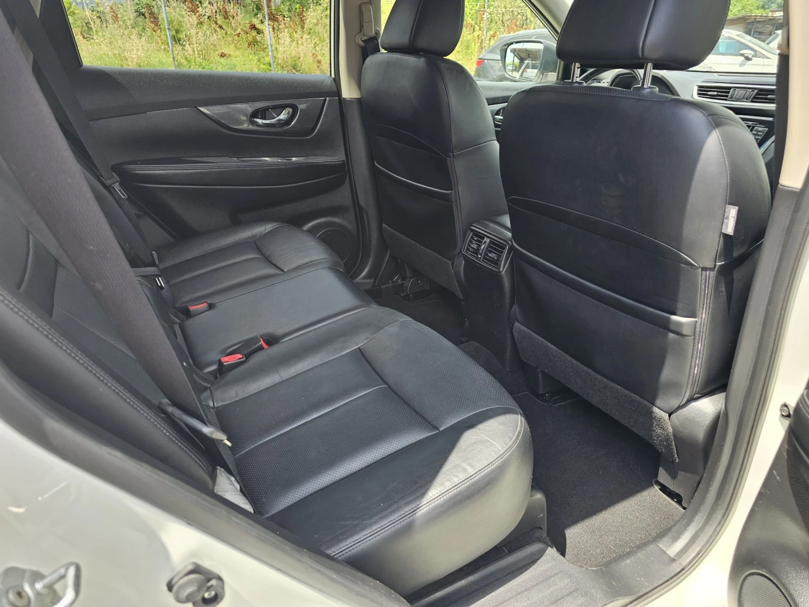 Nissan X-trail 2.0dci   177ps, снимка 15 - Автомобили и джипове - 54966026