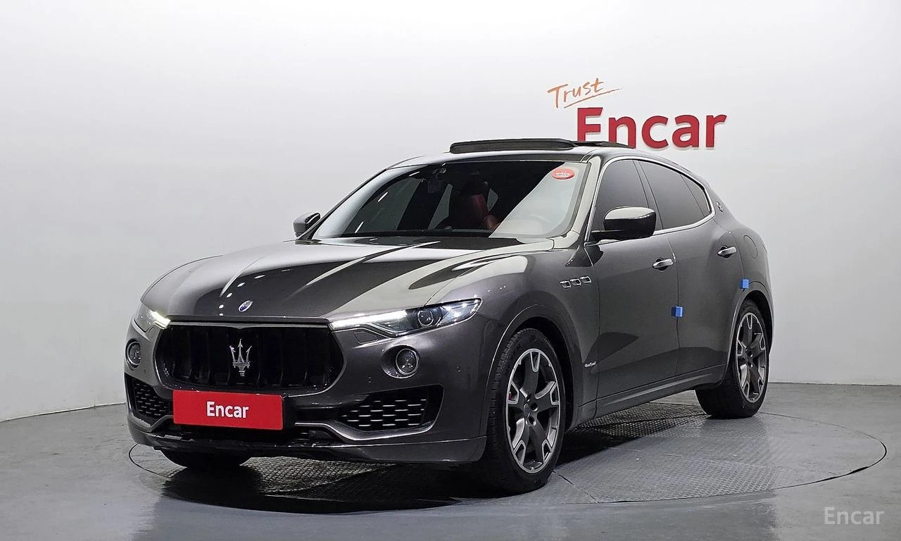 Maserati Levante ОБДУХВАНЕ * ОПЦИЯ ЗА ФИНАНСИРАНЕ, снимка 2 - Автомобили и джипове - 55277018
