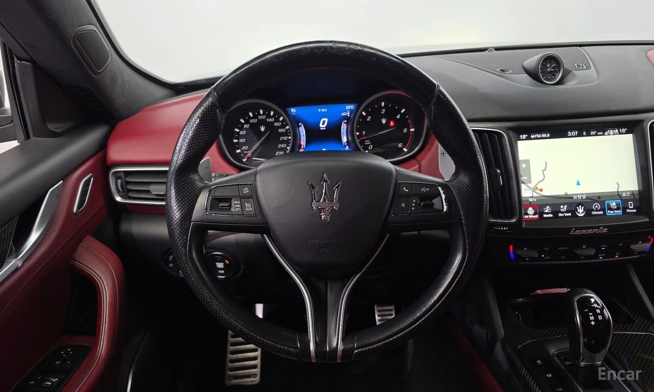 Maserati Levante ОБДУХВАНЕ * ОПЦИЯ ЗА ФИНАНСИРАНЕ, снимка 15 - Автомобили и джипове - 55277018