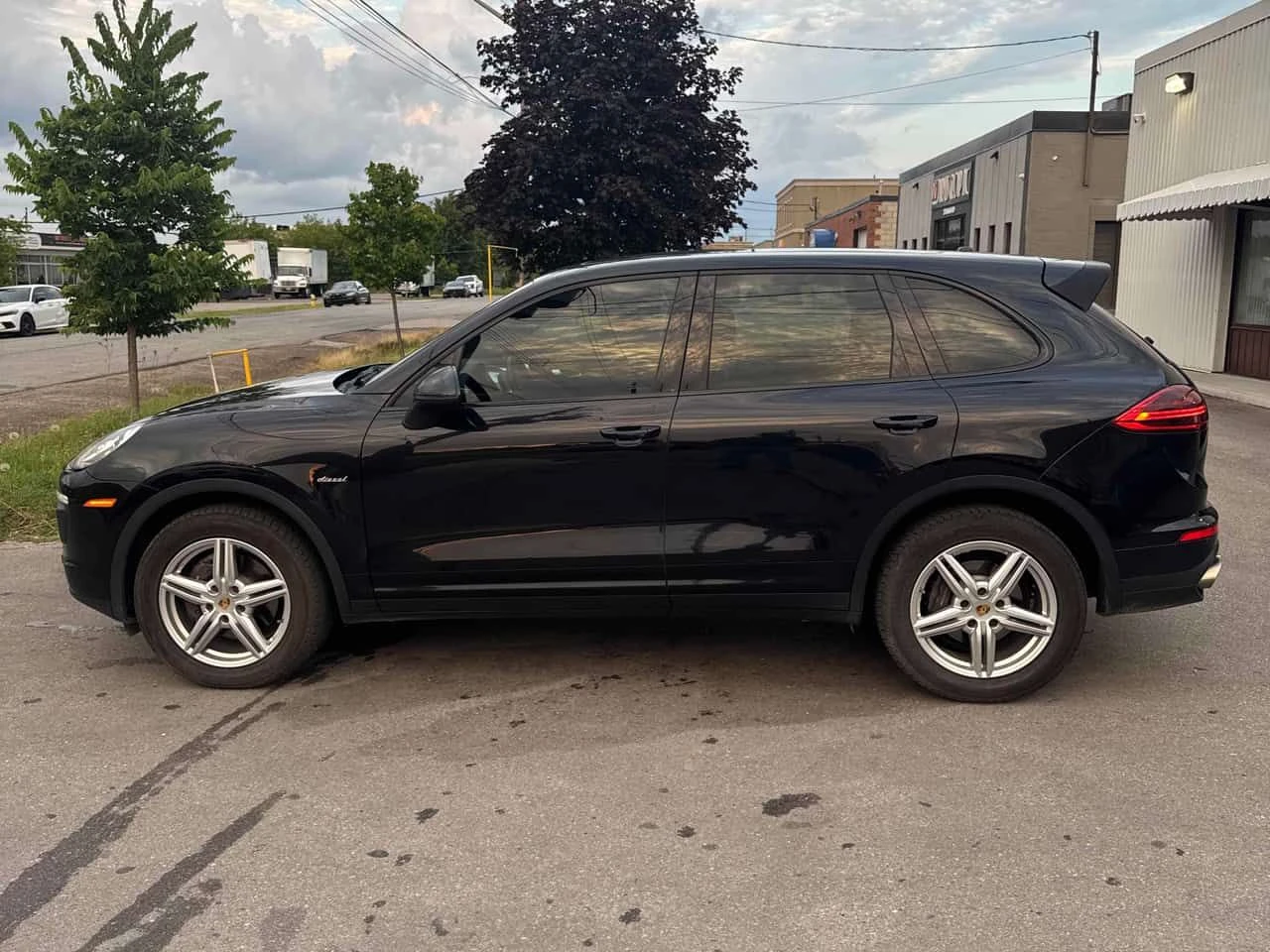 Porsche Cayenne * Diesel * CARFAX * ЦЕНА ДО БГ, снимка 2 - Автомобили и джипове - 55455209