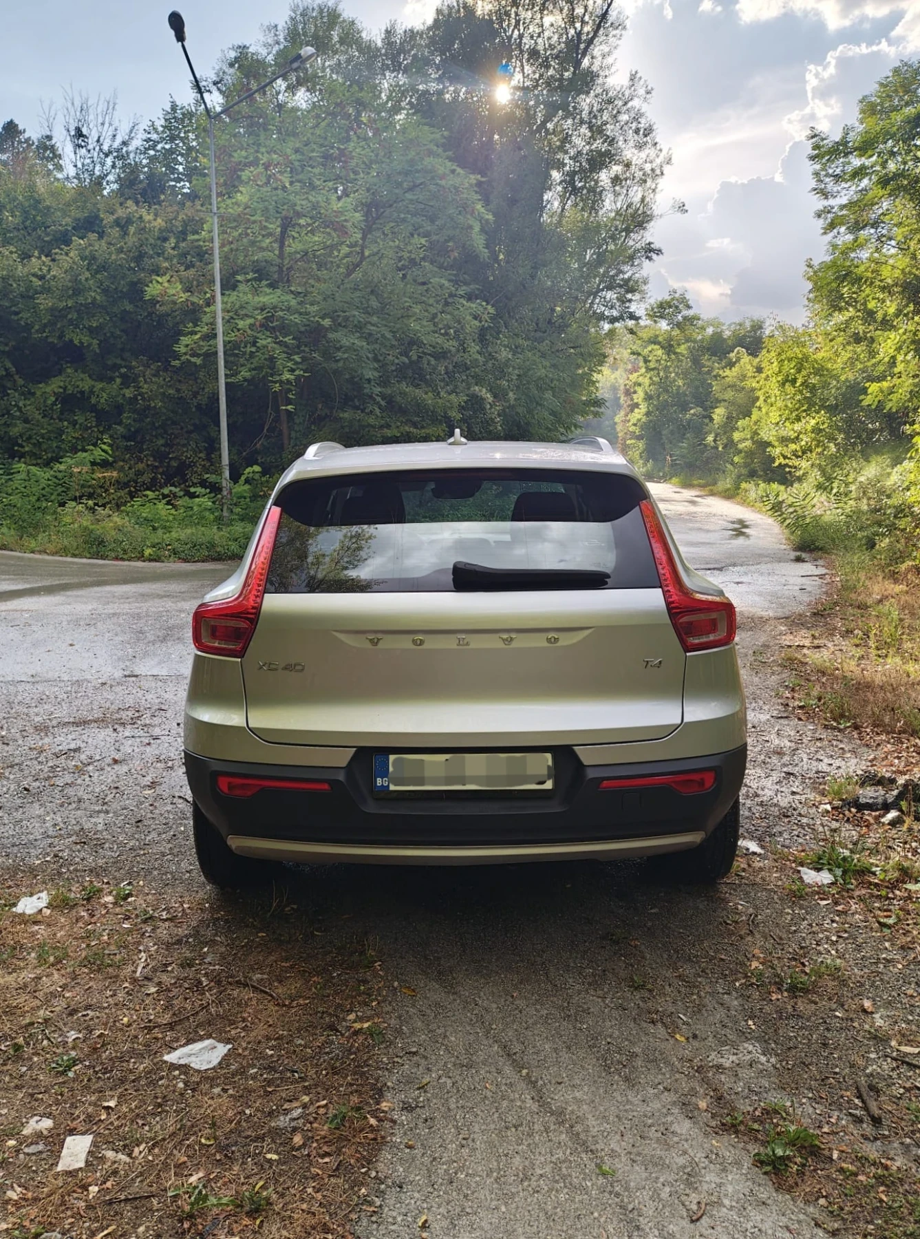 Volvo XC40 2.0, Т4, снимка 4 - Автомобили и джипове - 55944800