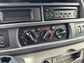 Renault Master 3.0d* Климатик* Хладилен+ Ток, снимка 7