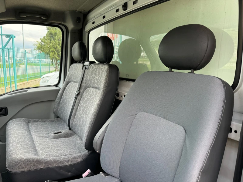 Renault Master 3.0d* Климатик* Хладилен+ Ток, снимка 8 - Бусове и автобуси - 45860544