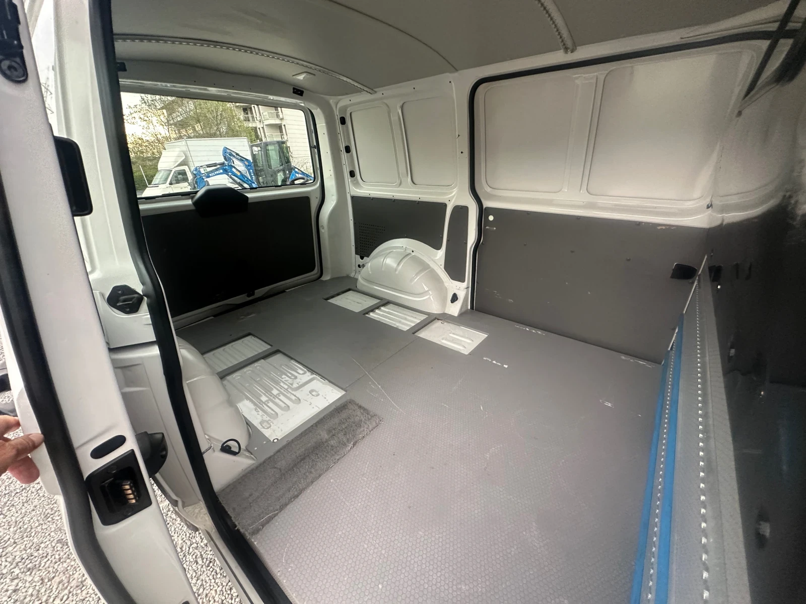 VW T6 ��������� 4�4 | Mobile.bg � ����������� 17