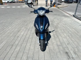 Piaggio Fly