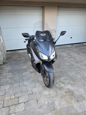 Yamaha T-max 530