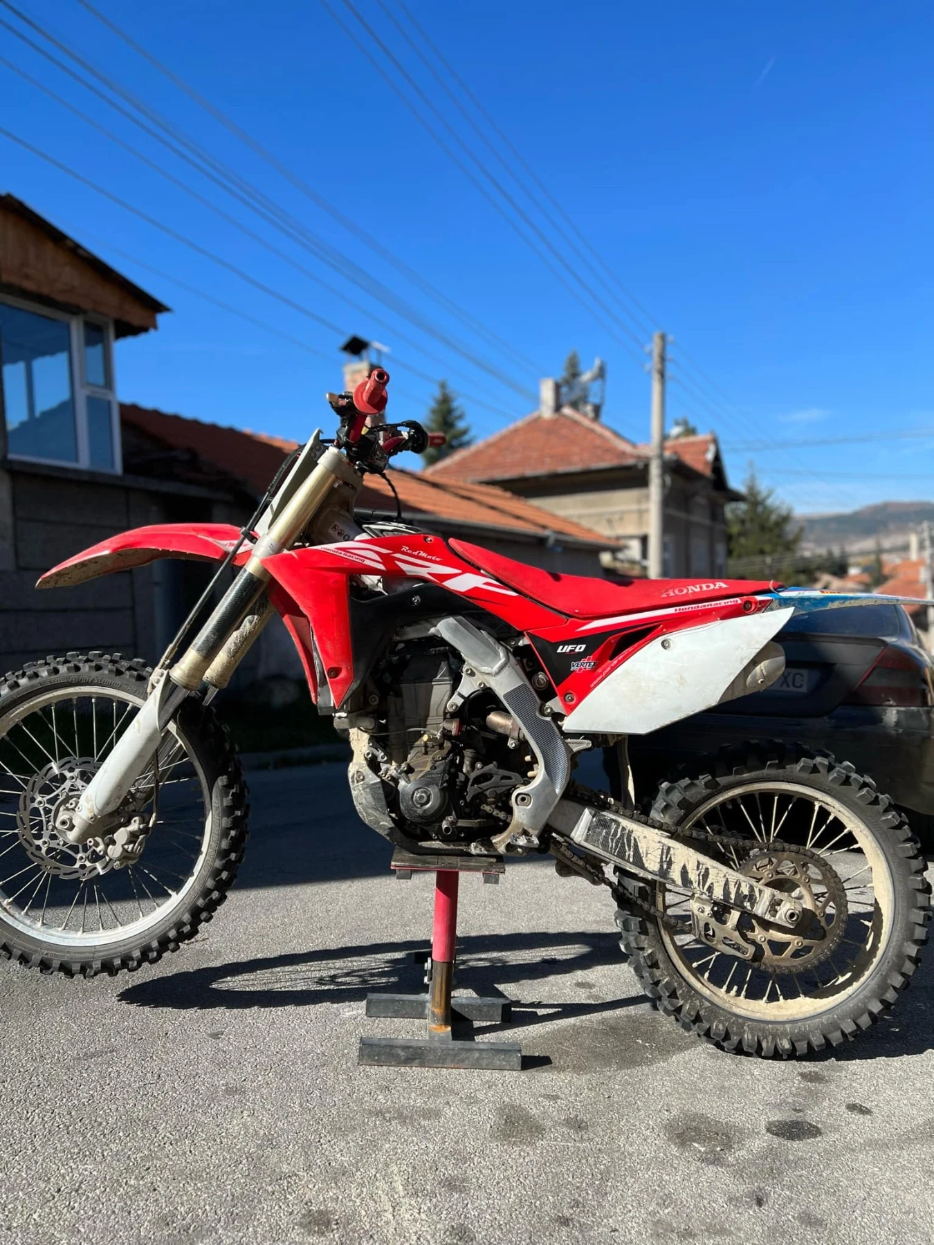 Honda Crf Red Moto С фактура - изображение 2