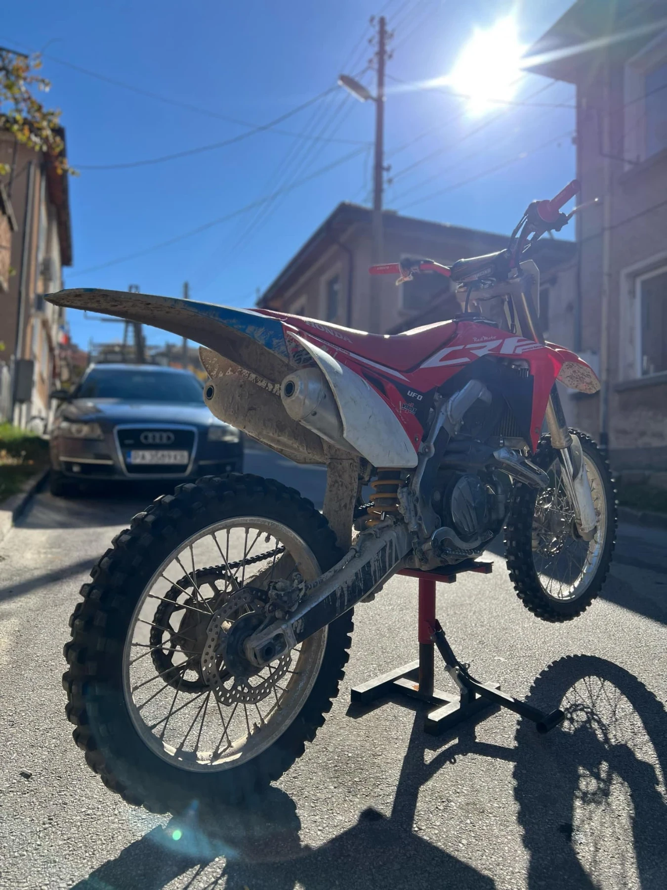 Honda Crf Red Moto С фактура - изображение 7