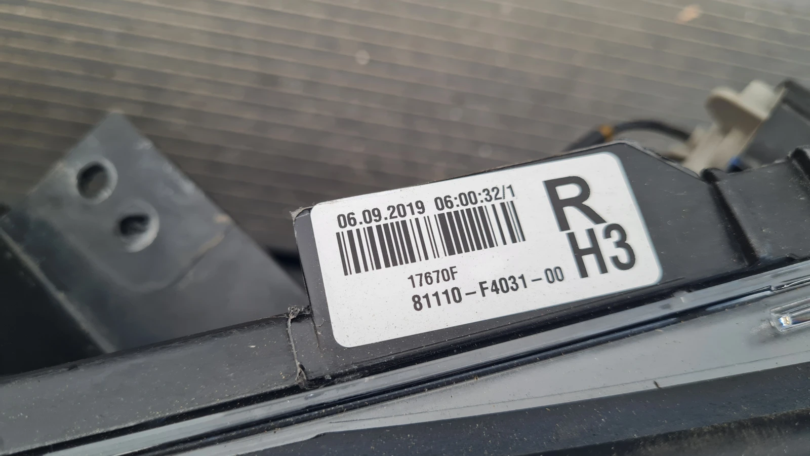  Toyota CH-R 16-19  | Mobile.bg   3