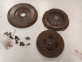 Маховик и съединител ситроен ц4 1.4 