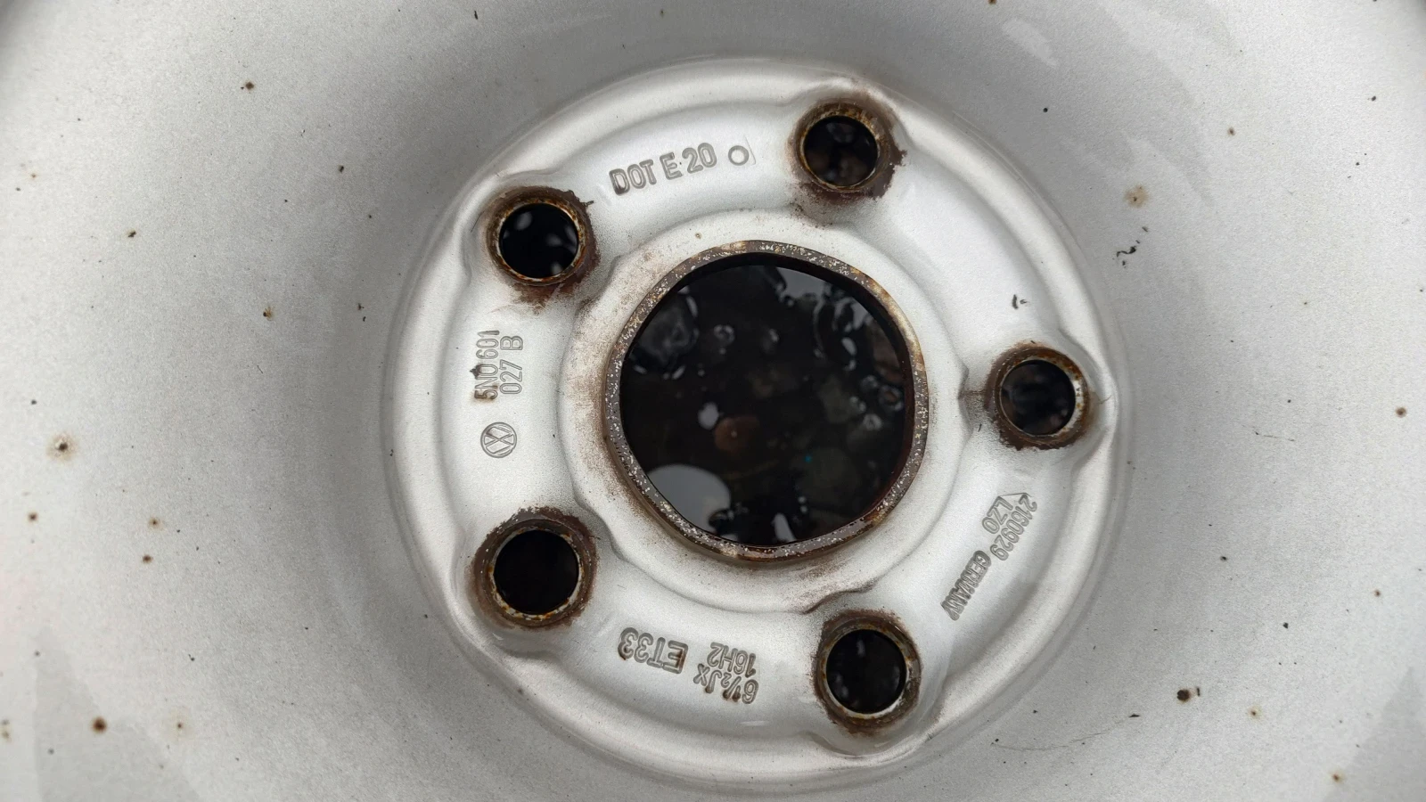 ���� � ������ 215/65R16 �� VW Tiguan | Mobile.bg � ����������� 10