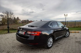 Skoda Superb AmbientLight, Park assist, distronic , снимка 3