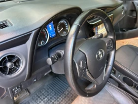 Toyota Corolla 1.6 БЕНЗИН, AUT, 73440 km! ПЪЛНА СЕРВИЗНА ИСТОРИЯ - 29900 лв. - 75030786 9