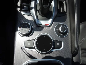 Alfa Romeo Giulia * CARFAX * ЦЕНА ДО БГ - 27650 € / 54078.70 лв. - 80230098 13