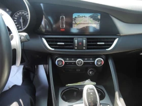 Alfa Romeo Giulia * CARFAX * ЦЕНА ДО БГ - 27650 € / 54078.70 лв. - 80230098 11