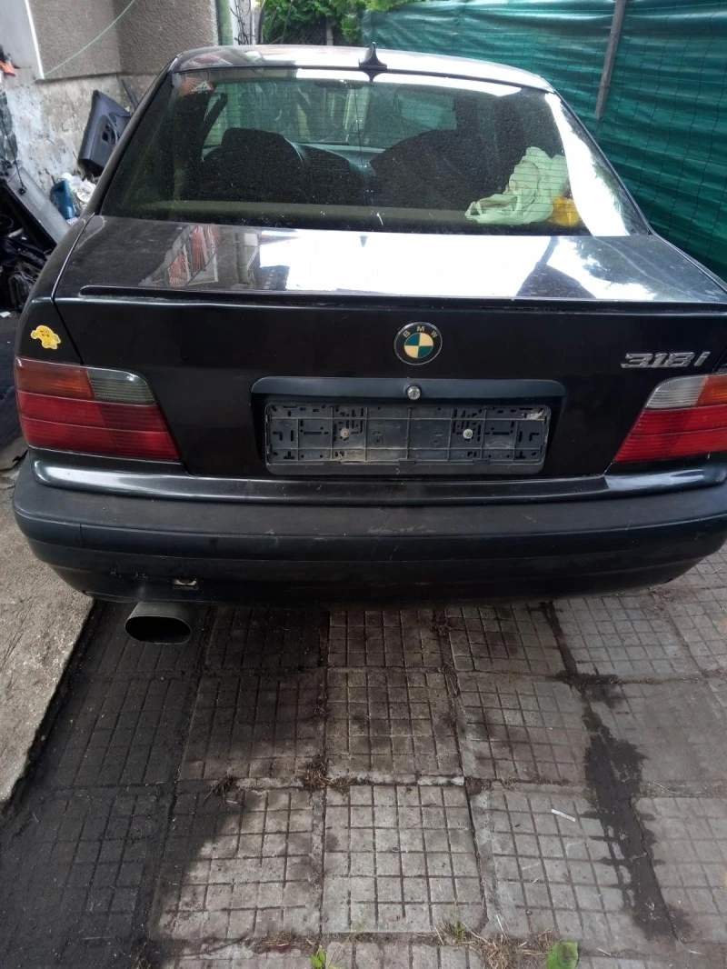 BMW 316 316 i, снимка 2 - Автомобили и джипове - 49176327