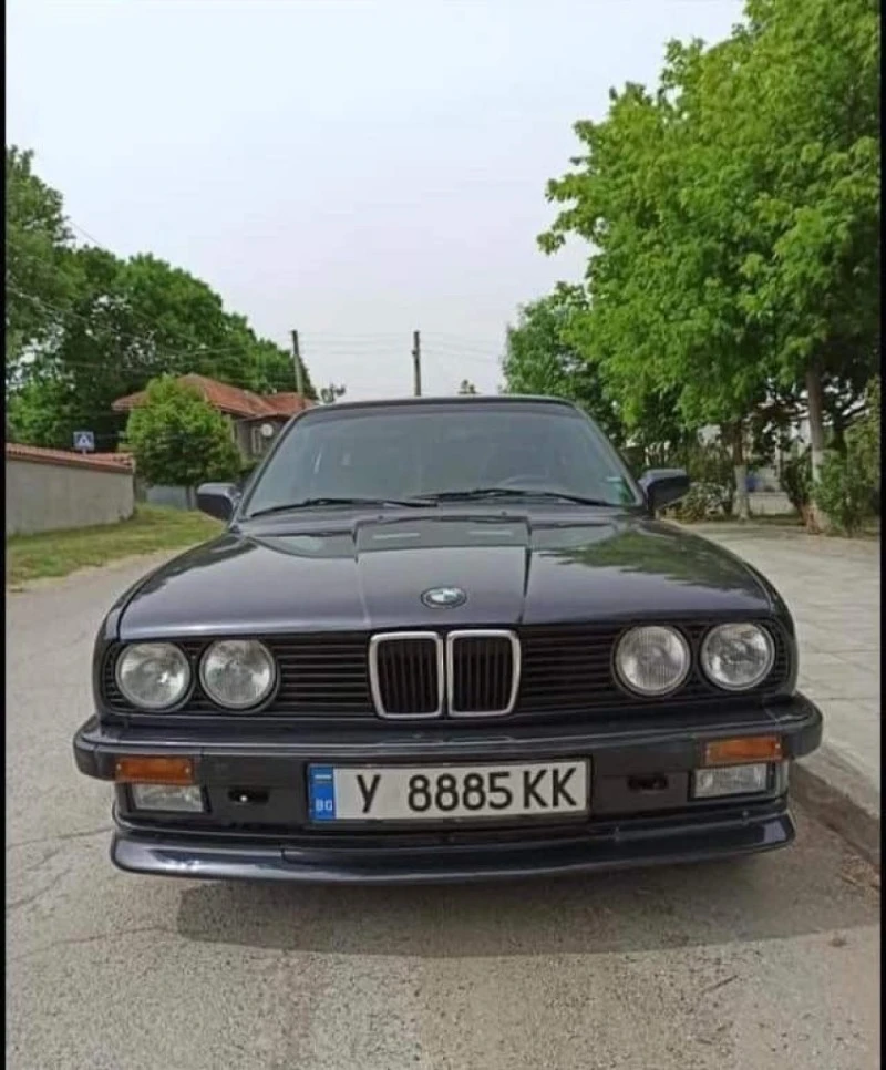 BMW 320 2.0i, снимка 2 - Автомобили и джипове - 47581474