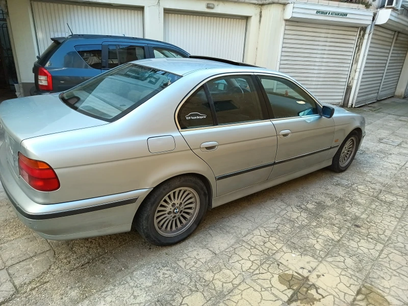 BMW 520, снимка 7 - Автомобили и джипове - 47390228