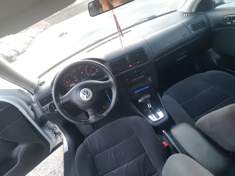 VW Golf, снимка 2 - Автомобили и джипове - 48043891