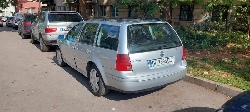 VW Bora, снимка 2 - Автомобили и джипове - 48504719