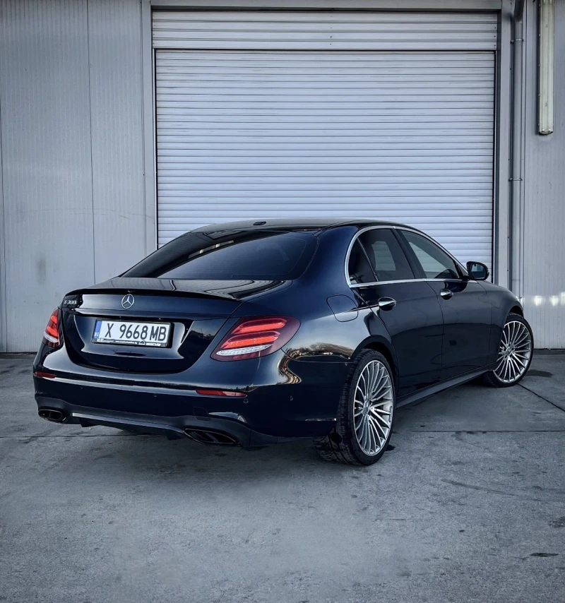 Mercedes-Benz E 300, снимка 5 - Автомобили и джипове - 48706428