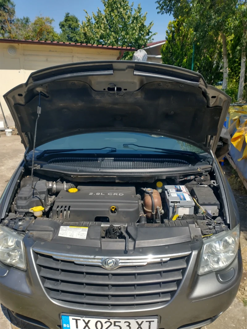 Chrysler Voyager, снимка 15 - Автомобили и джипове - 51314069