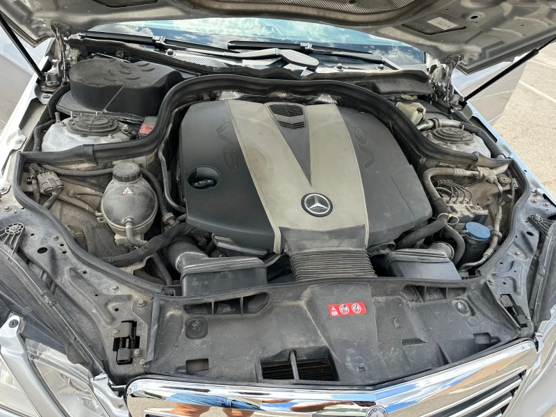 Mercedes-Benz E 350, снимка 11 - Автомобили и джипове - 51521630