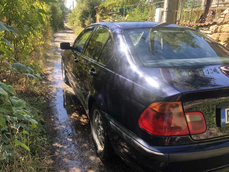 BMW 320 Седан, снимка 10 - Автомобили и джипове - 52621185
