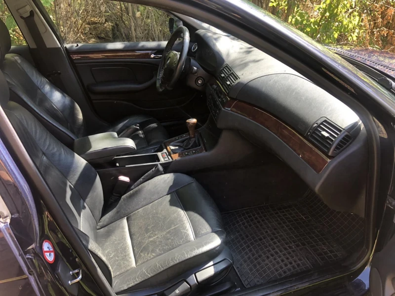 BMW 320 Седан, снимка 9 - Автомобили и джипове - 52621185