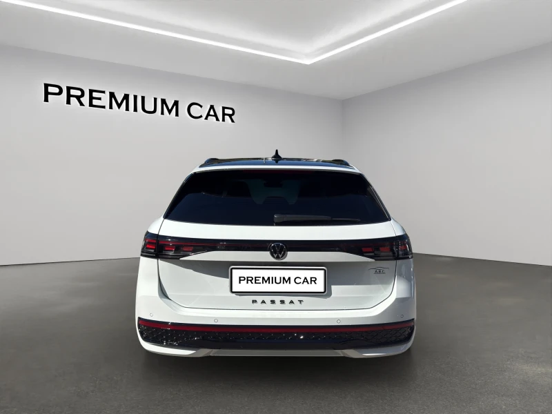 VW Passat 2.0 TDI R Line Ergo Active, снимка 8 - Автомобили и джипове - 51819091
