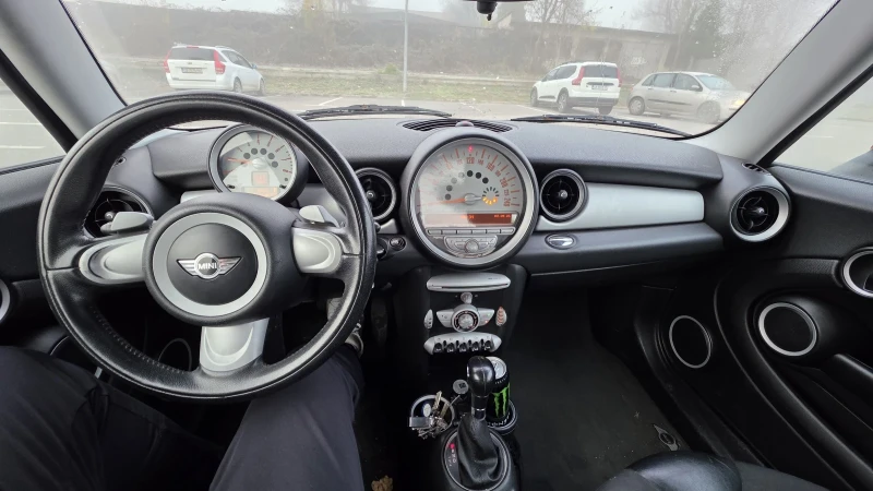 Mini One R56, снимка 9 - Автомобили и джипове - 52621770