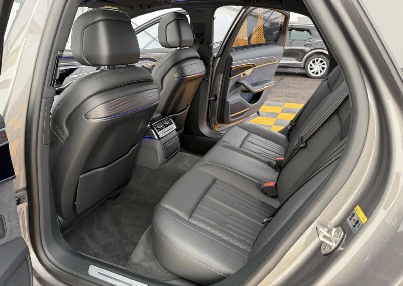 Audi A8 55TFSI Quattro, снимка 8 - Автомобили и джипове - 52873500