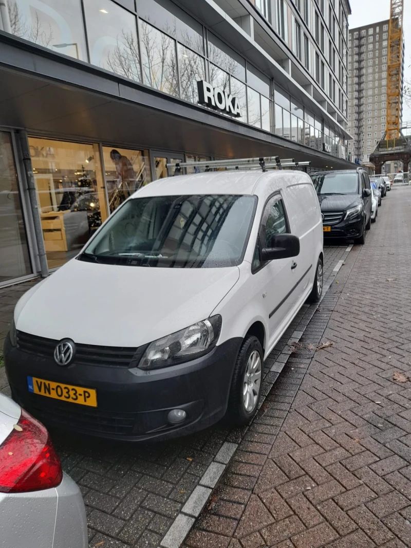 VW Caddy Maxi, снимка 5 - Автомобили и джипове - 53138517
