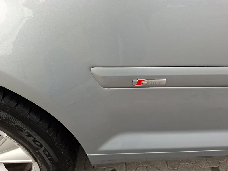 Audi A3 2.0FSI, снимка 10 - Автомобили и джипове - 53394832