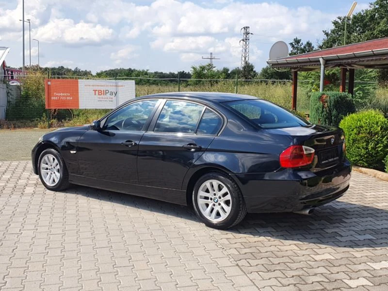 BMW 320 2.0d Автоматик - изображение 10