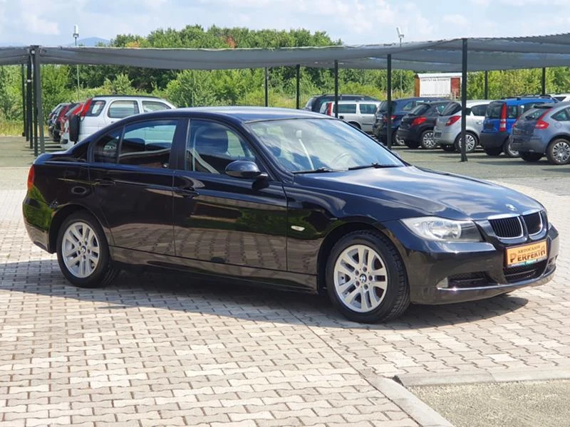 BMW 320 2.0d Автоматик - изображение 6